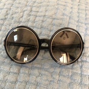 Tom Ford “Carrie” sunglasses